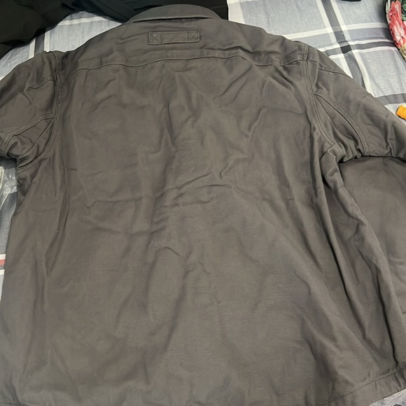 Duluth Trading Men's Gray Button-Up Jacket! - Picture 4 of 5